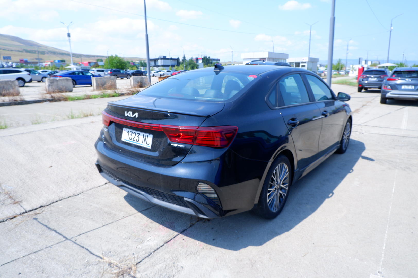 Kia Forte 2022 — photo 2