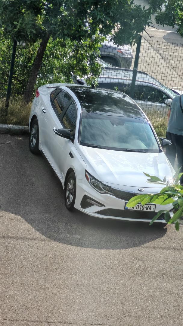 Kia Optima 2019 — photo 2