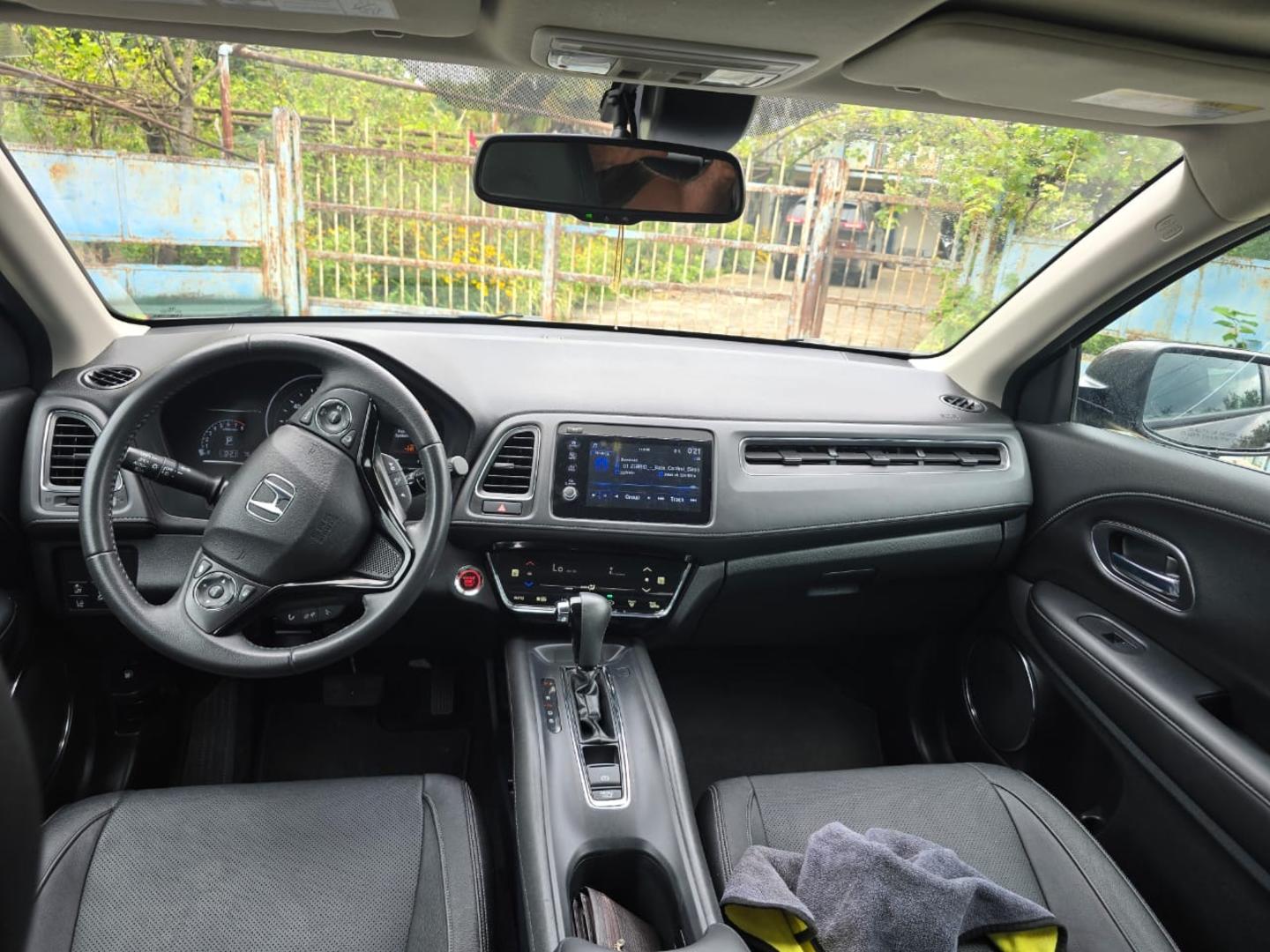 Honda HR-V 2021 — photo 2