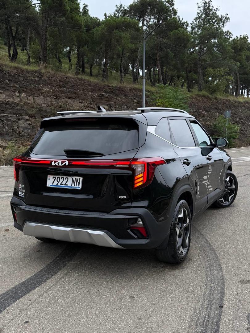 Kia Seltos 2023 — photo 2