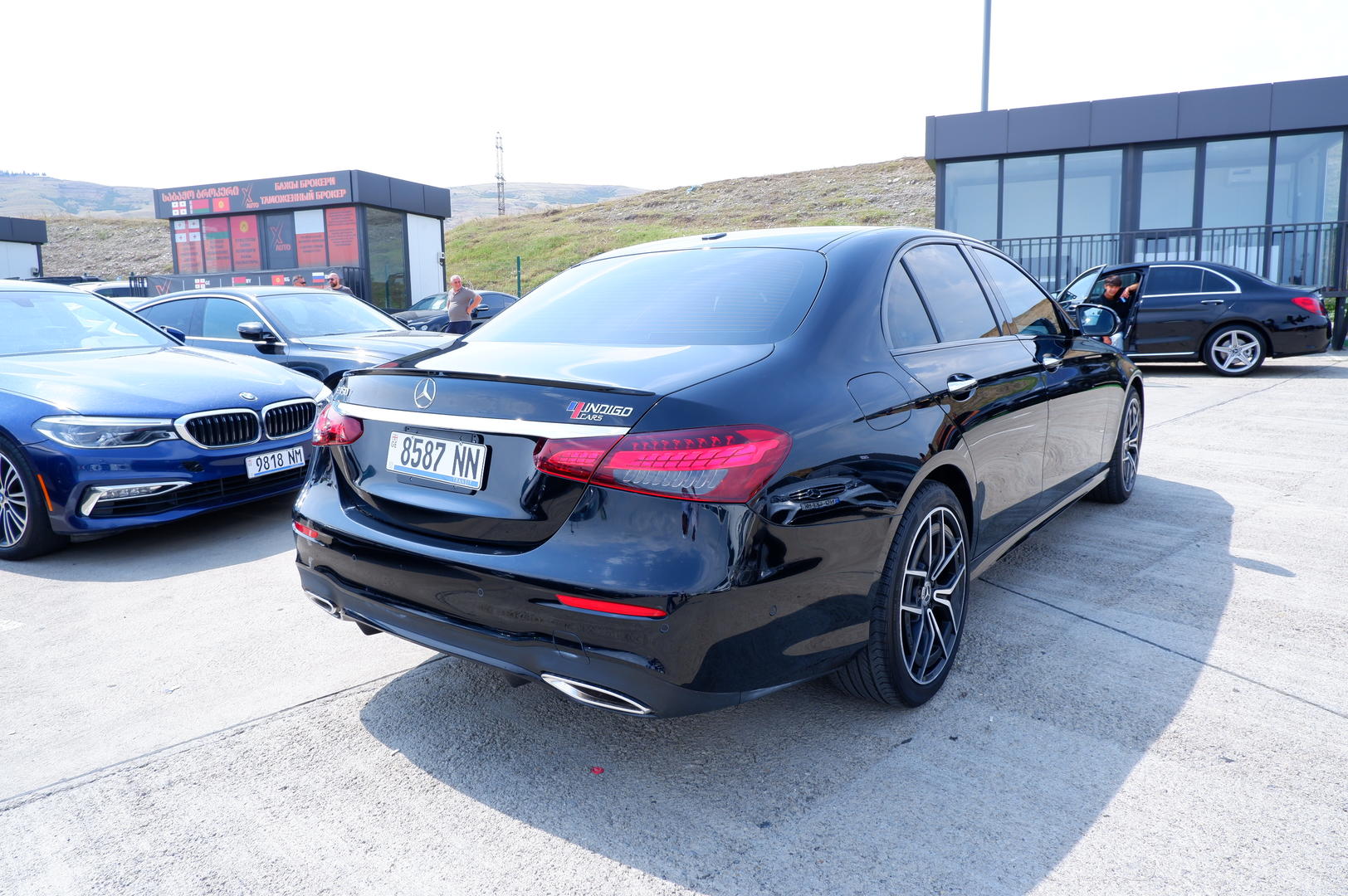 Mercedes-Benz E 350 2022 — photo 2
