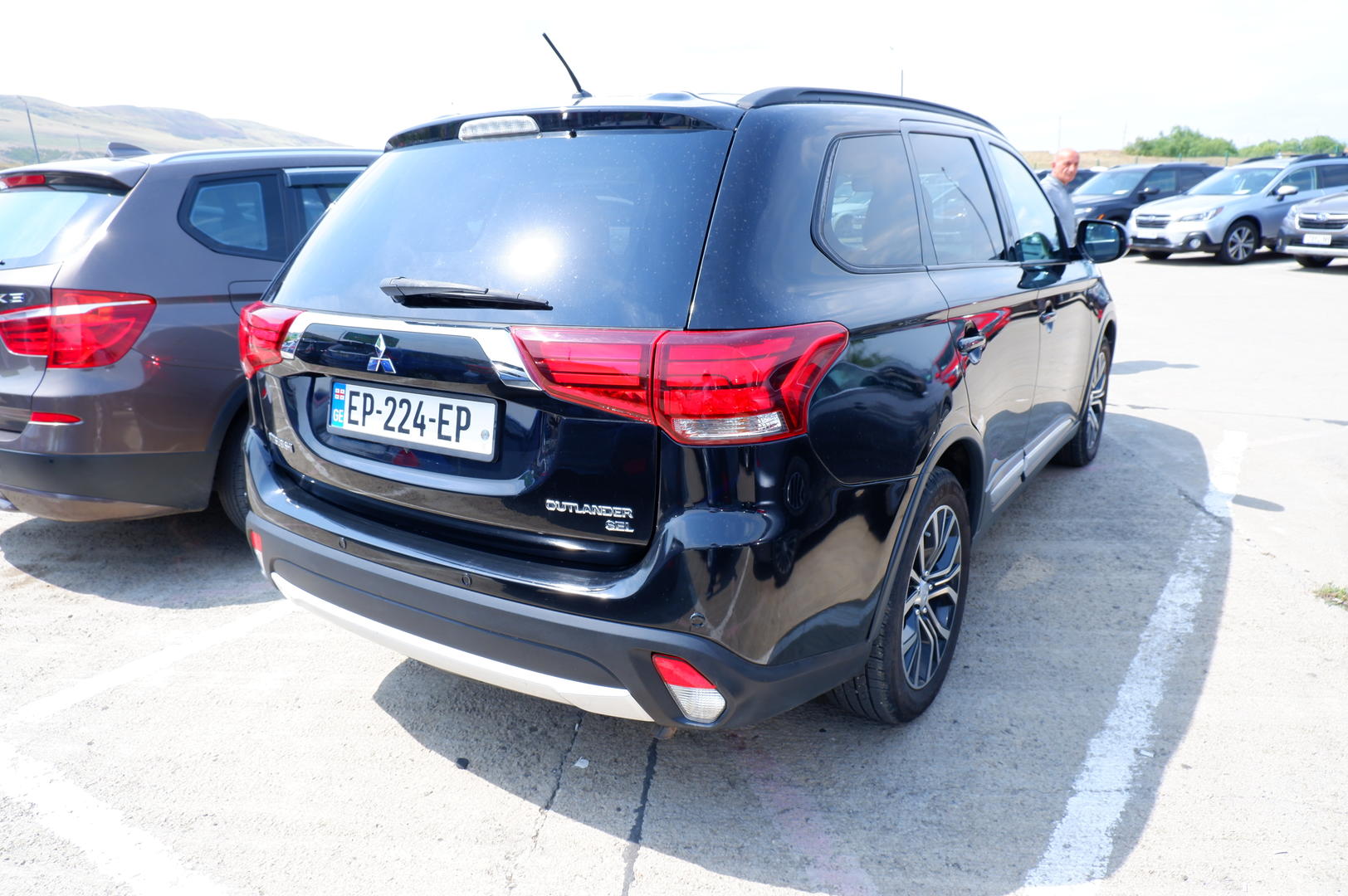 Mitsubishi Outlander 2015 — photo 2
