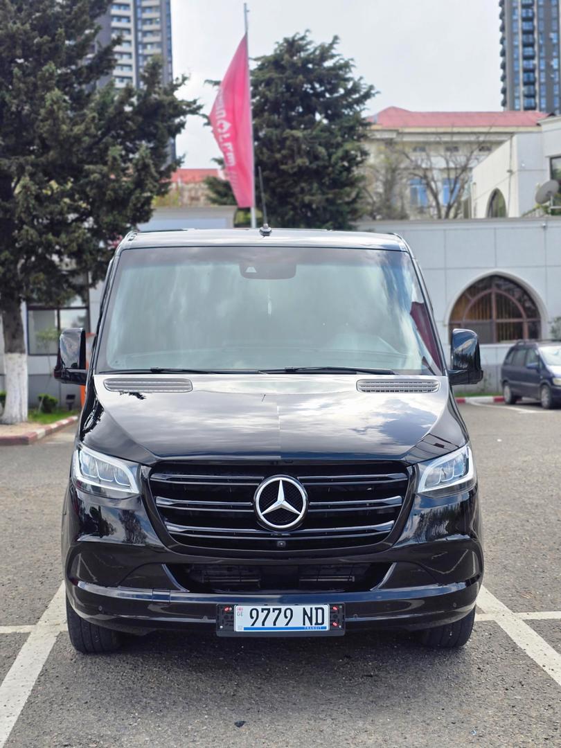 Mercedes-Benz Sprinter 2019 — photo 2