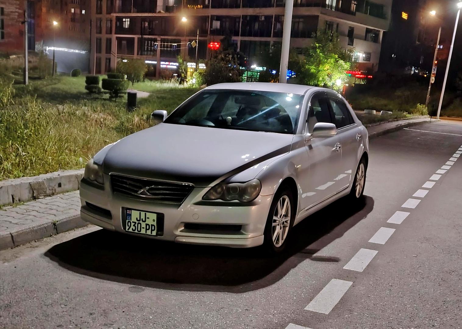 Toyota Mark X 2005 — photo 2