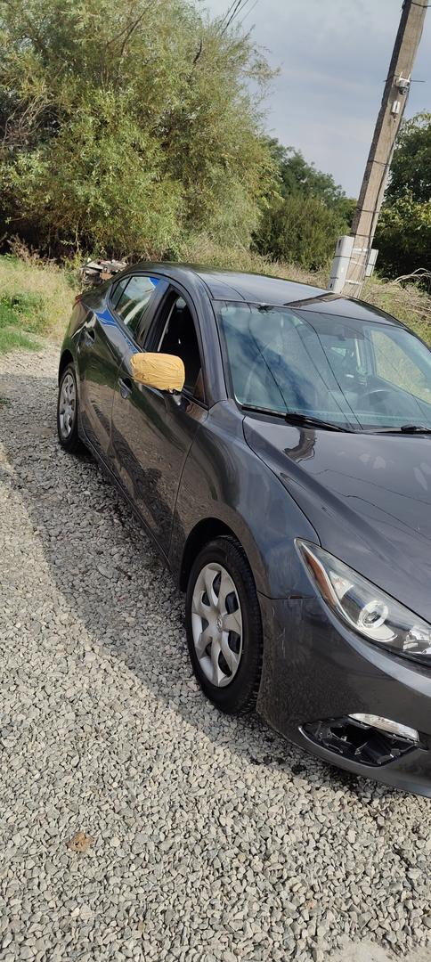 Mazda Mazda3 2016 — photo 2