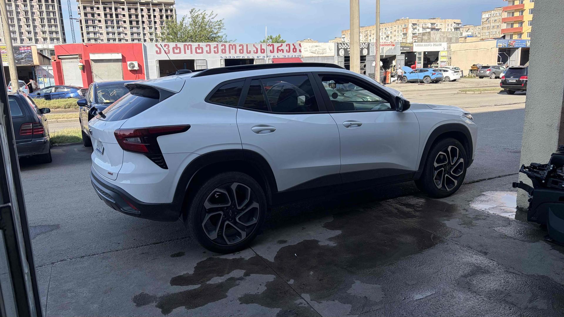 Chevrolet Trax 2024 — photo 2