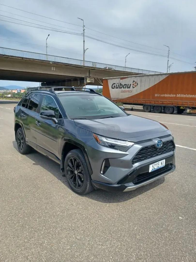Toyota RAV4 2022 — photo 2