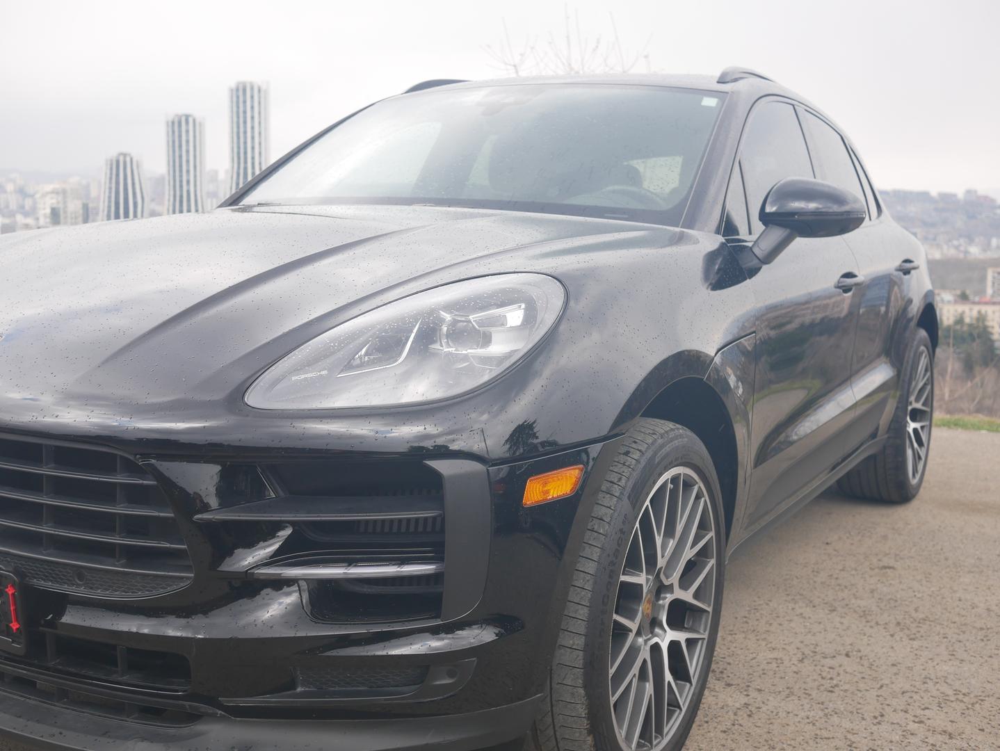 Porsche Macan 2021 — photo 2