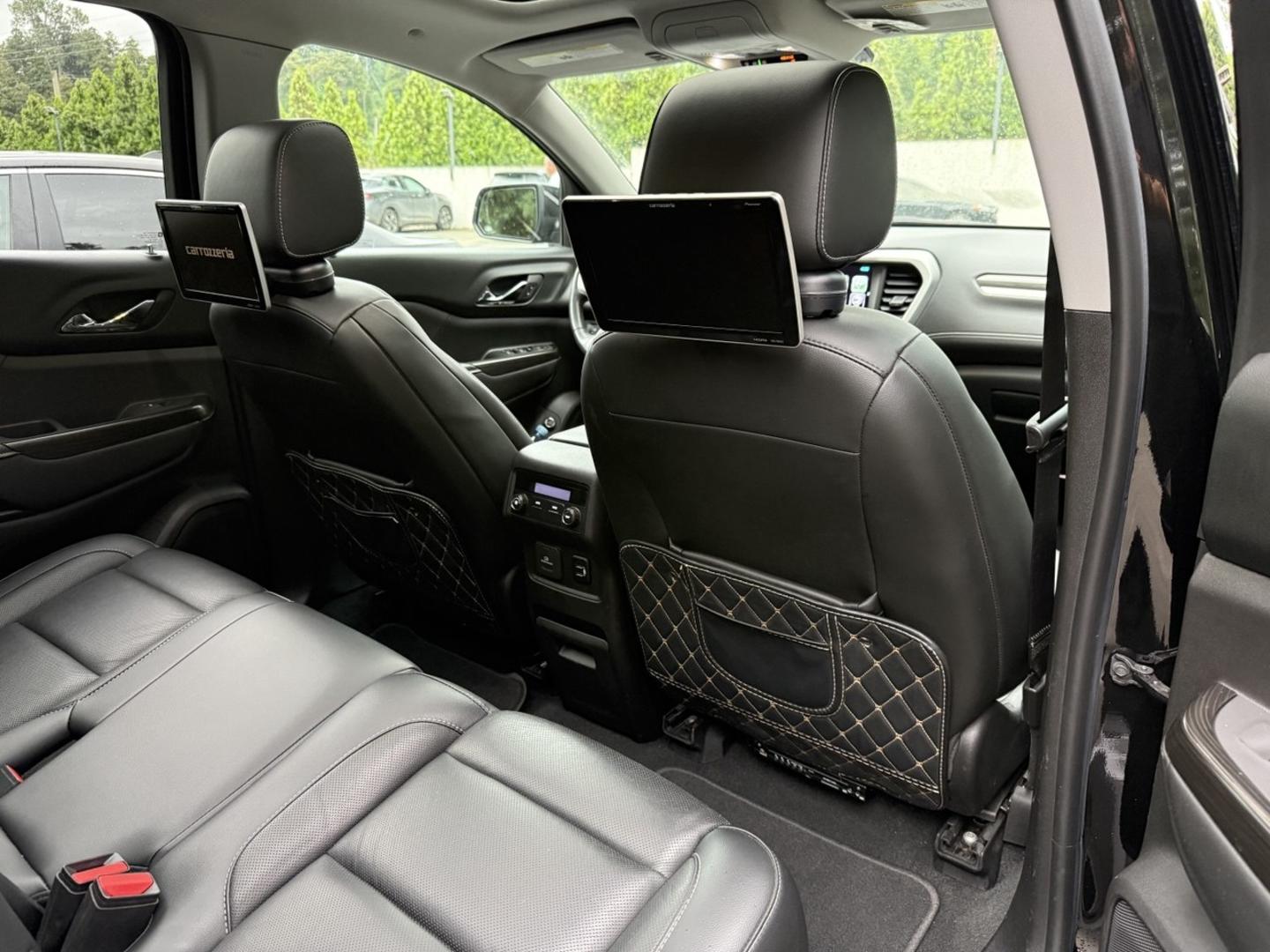 GMC Acadia