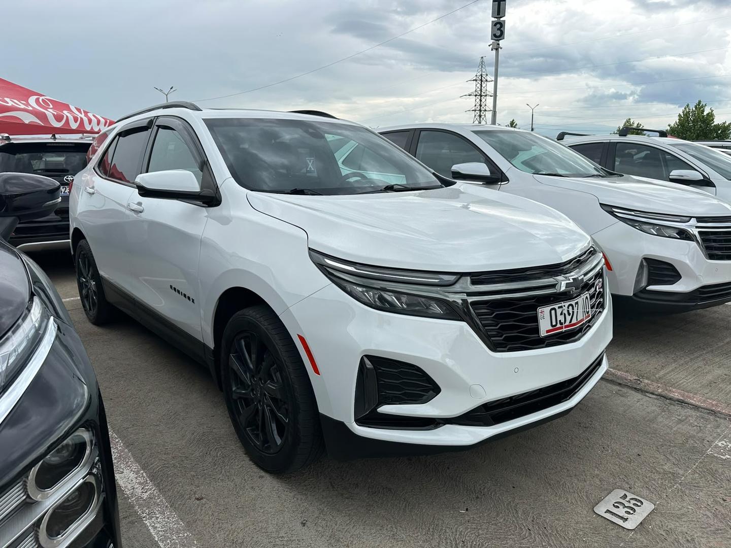 Chevrolet Equinox 2023 — photo 2