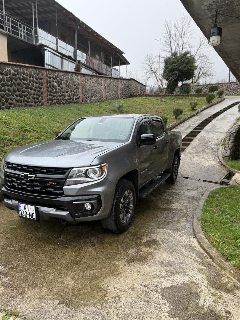 Chevrolet Colorado 2022 — photo 2