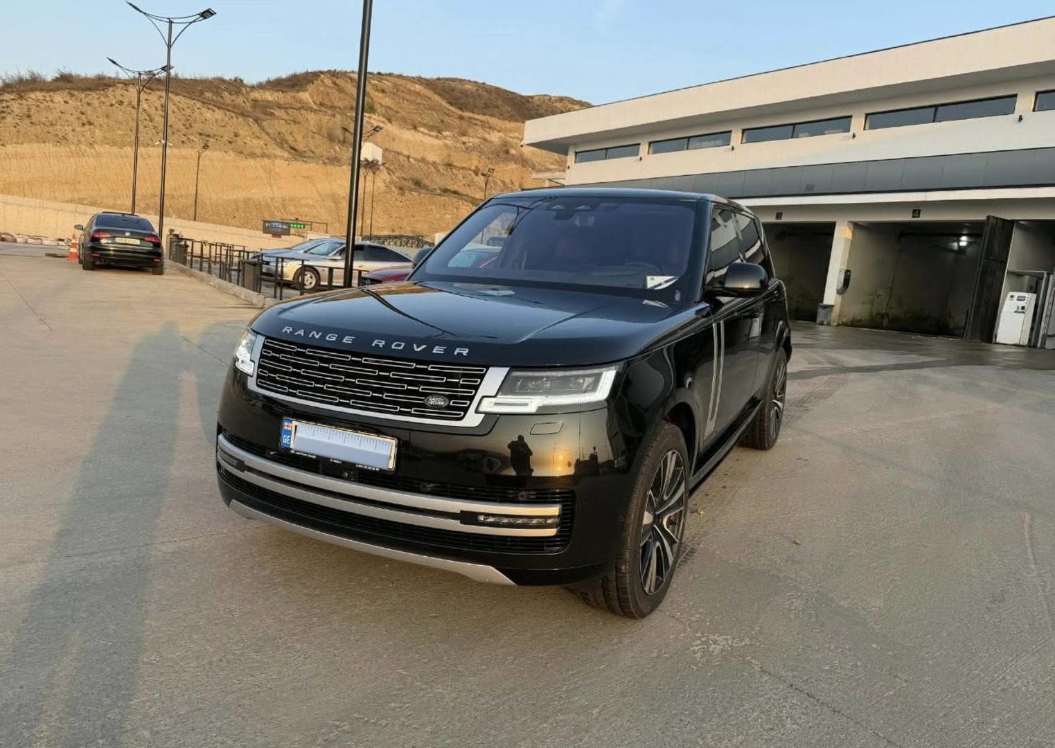 Land Rover Range Rover Vogue 2024 — photo 2
