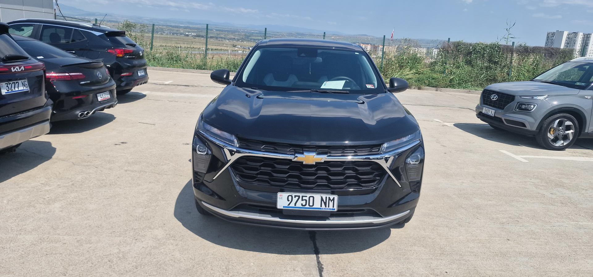 Chevrolet Trax 2023 — photo 2