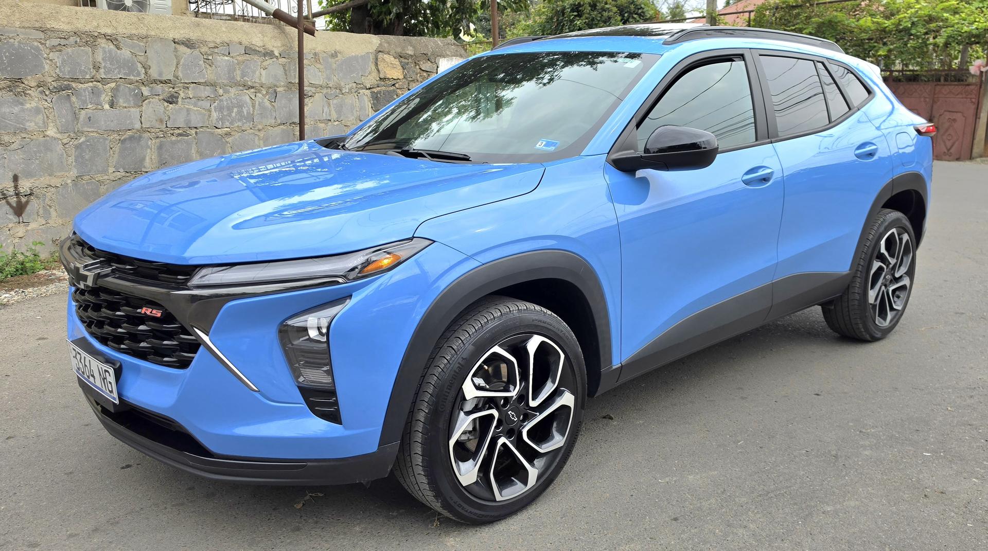Chevrolet Trax 2023 — photo 2
