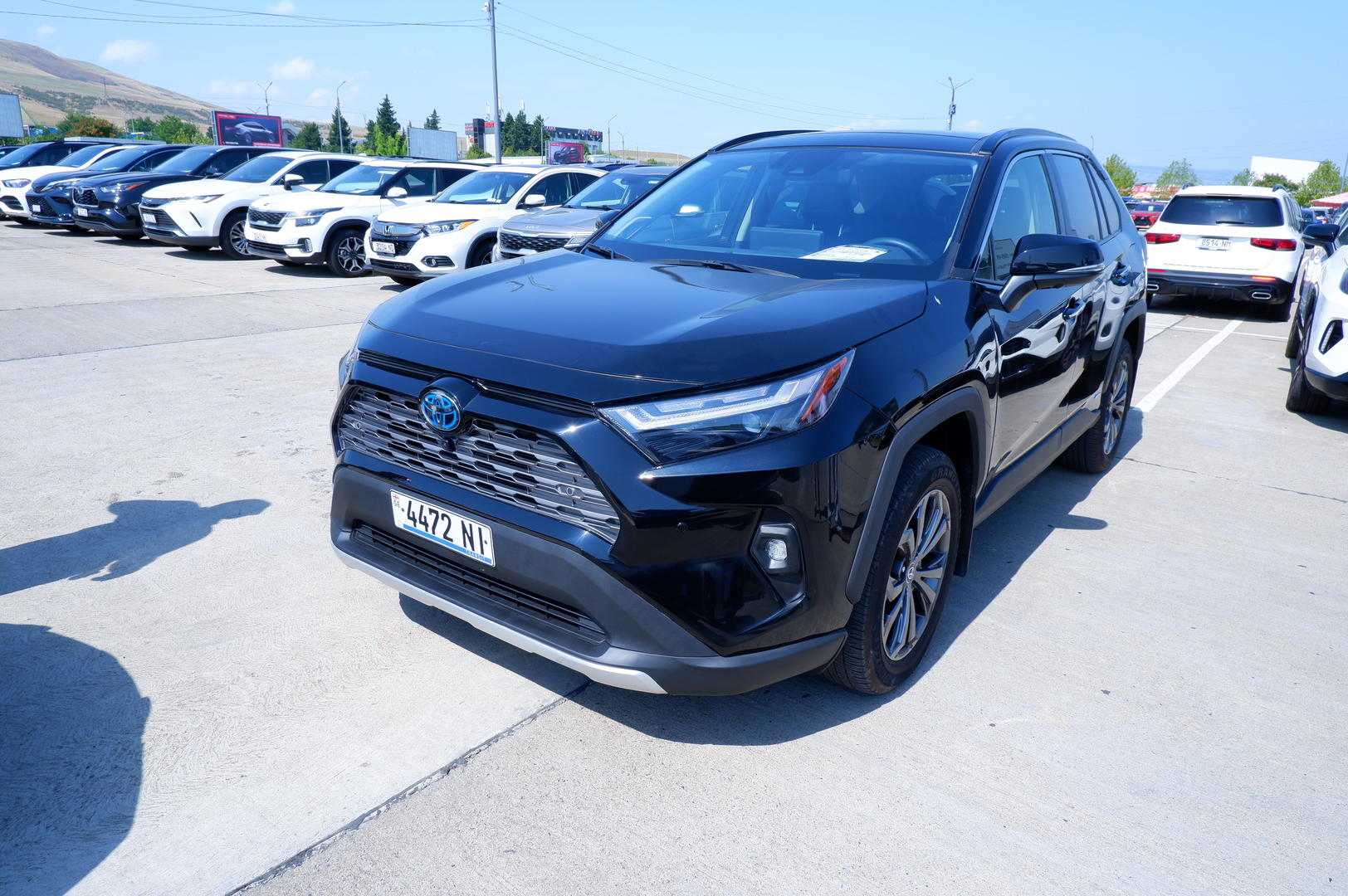 Land Rover Discovery 2019 — photo 2