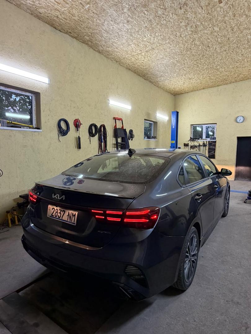 Kia Forte 2021 — photo 2