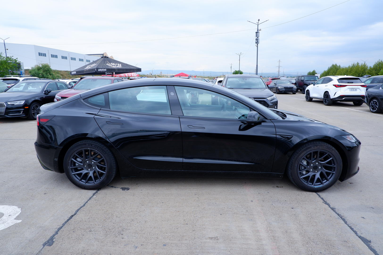 Tesla Model 3 2025 — photo 2