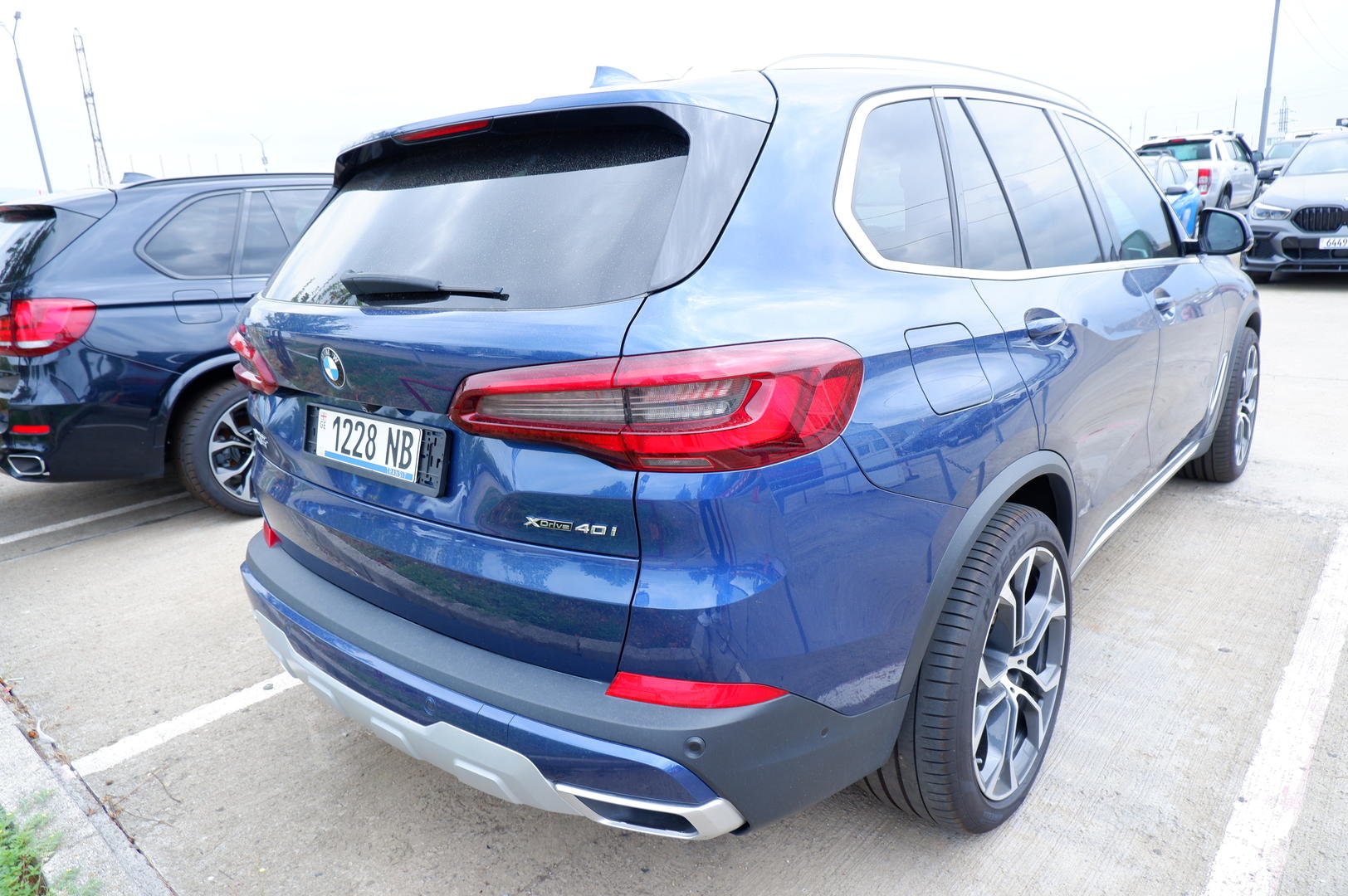 BMW X5 2021 — photo 2