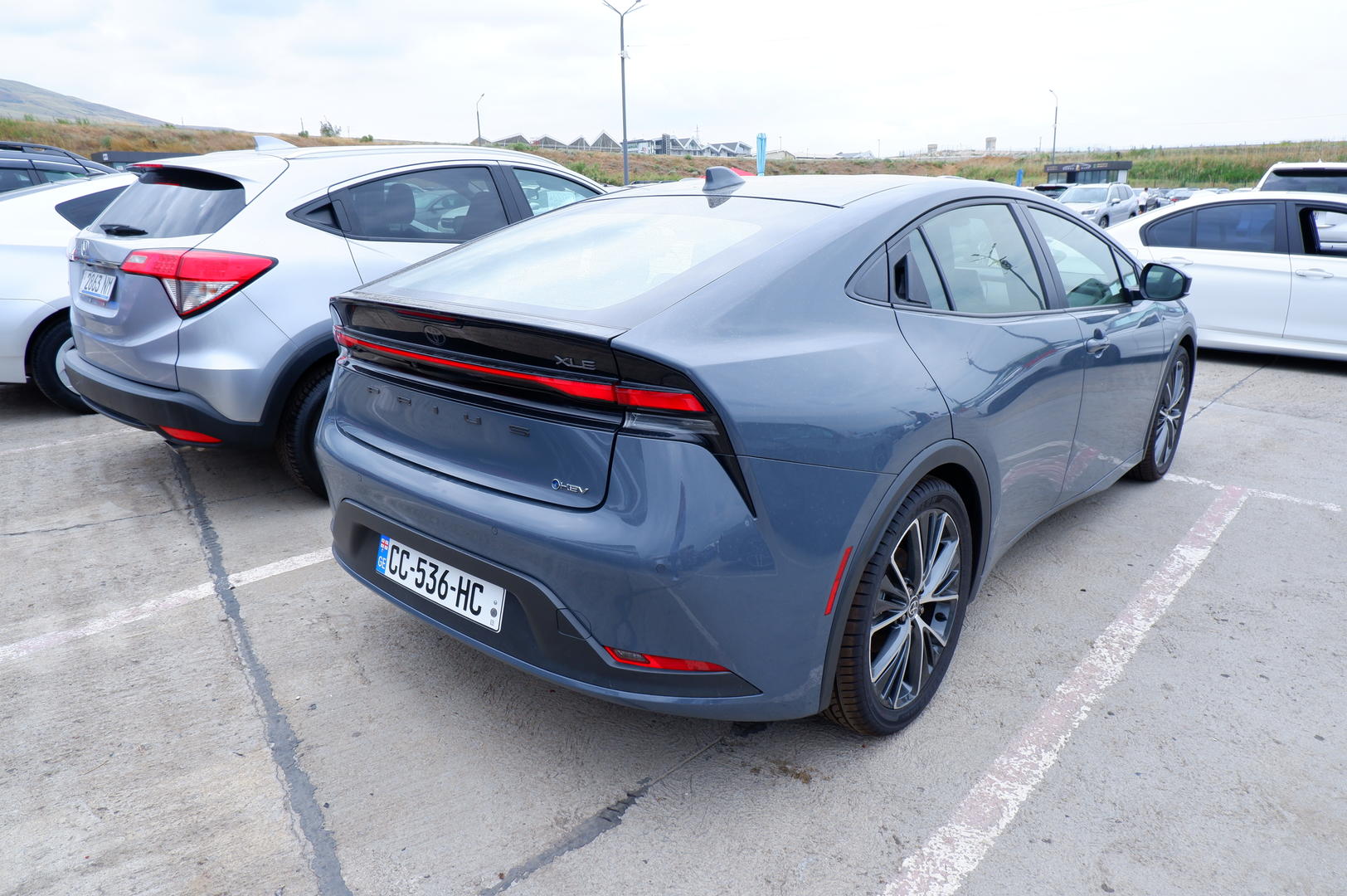 Toyota Prius 2025 — photo 2