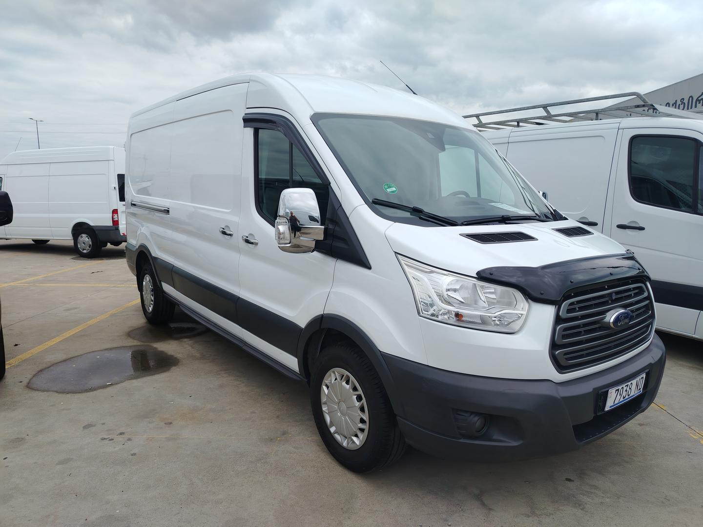 Ford Transit 2015 — photo 2