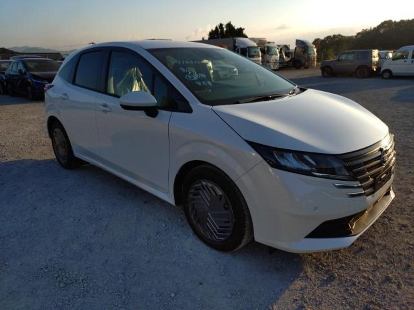 Nissan Note 2026 — photo 2