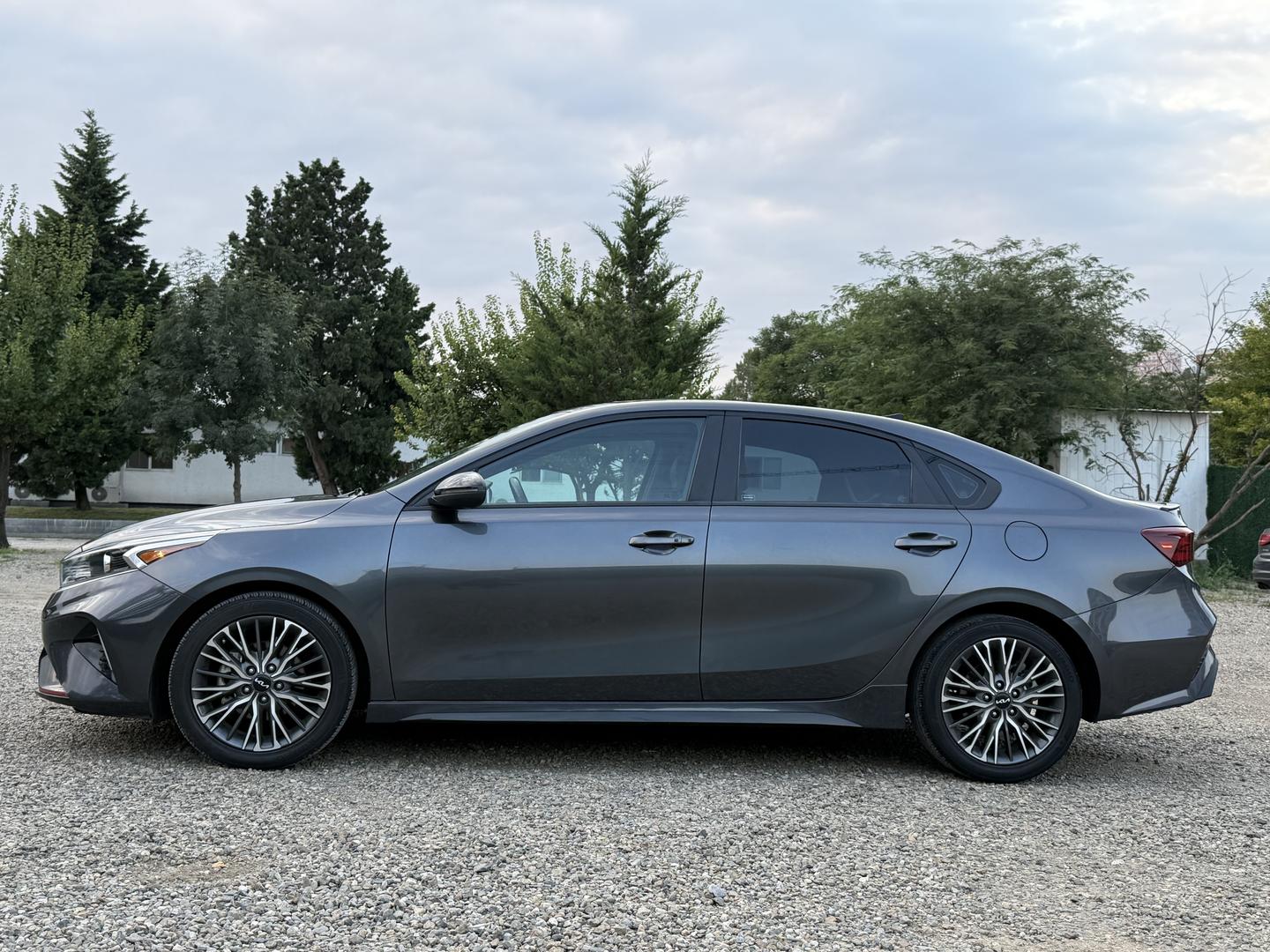 Kia Forte 2022 — photo 2