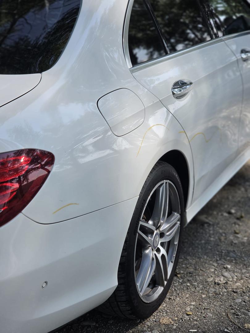 Mercedes-Benz E 300 2017 — photo 2