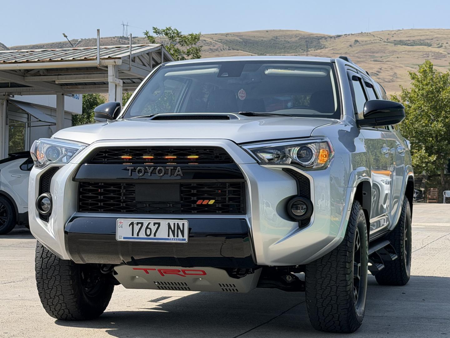 Toyota 4Runner 2021 — photo 2