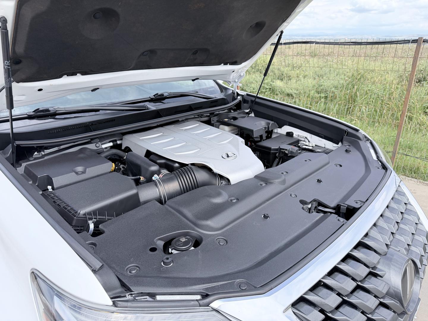 Lexus GX 460 2021 — photo 2
