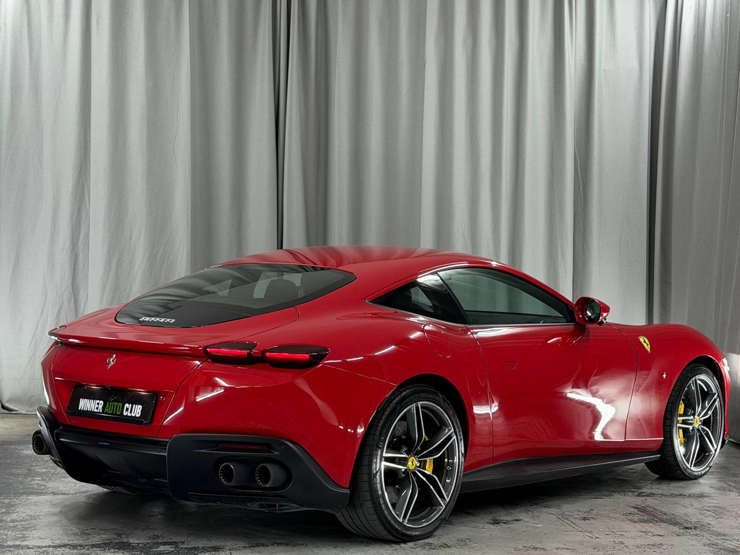 Ferrari California 2023 — photo 2