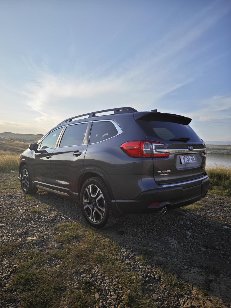 Subaru Ascent 2023 — photo 2