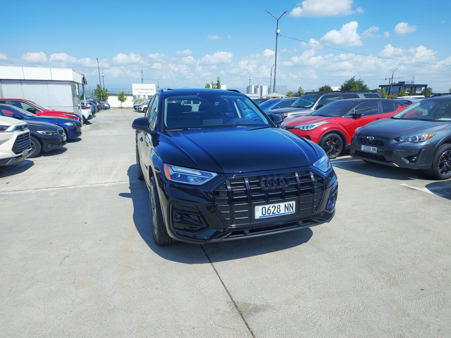 Audi Q5 2025 — photo 2