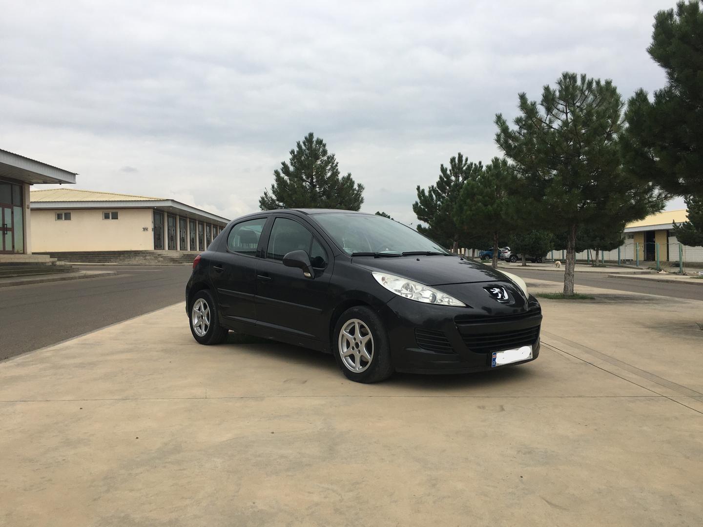 Peugeot 207