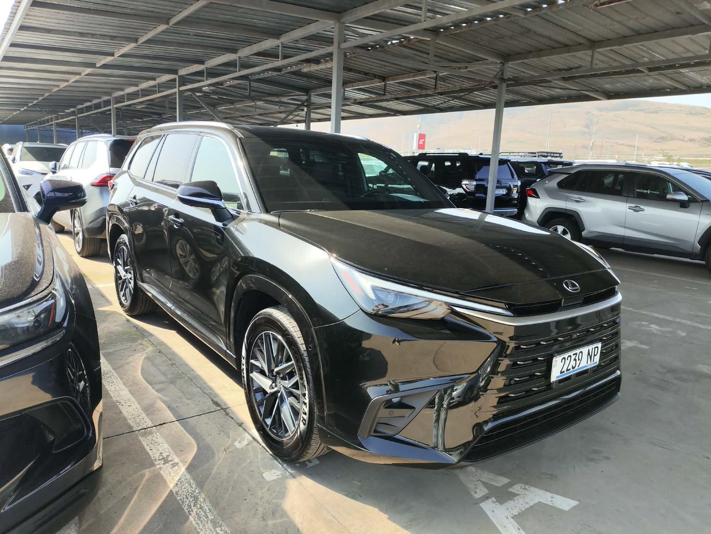 Lexus TX 350