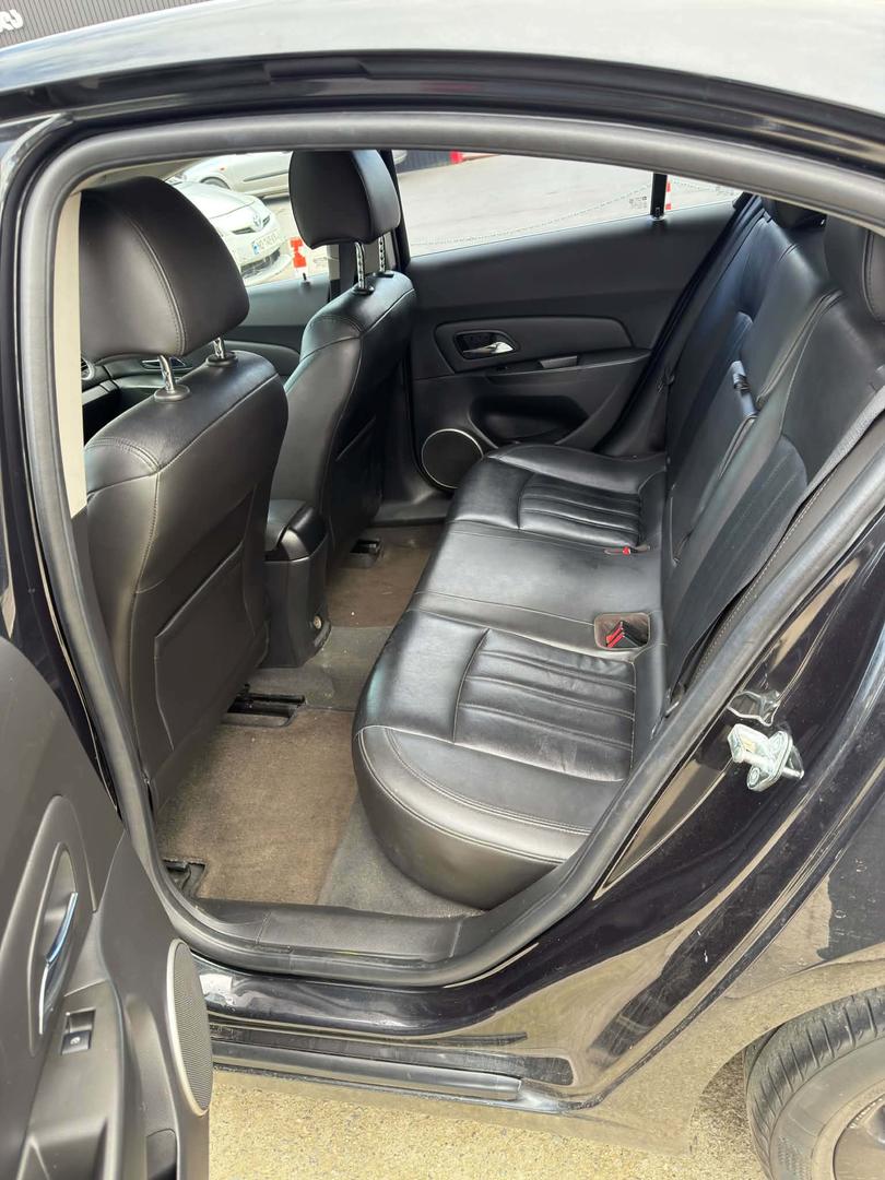 Chevrolet Cruze 2012 — photo 2