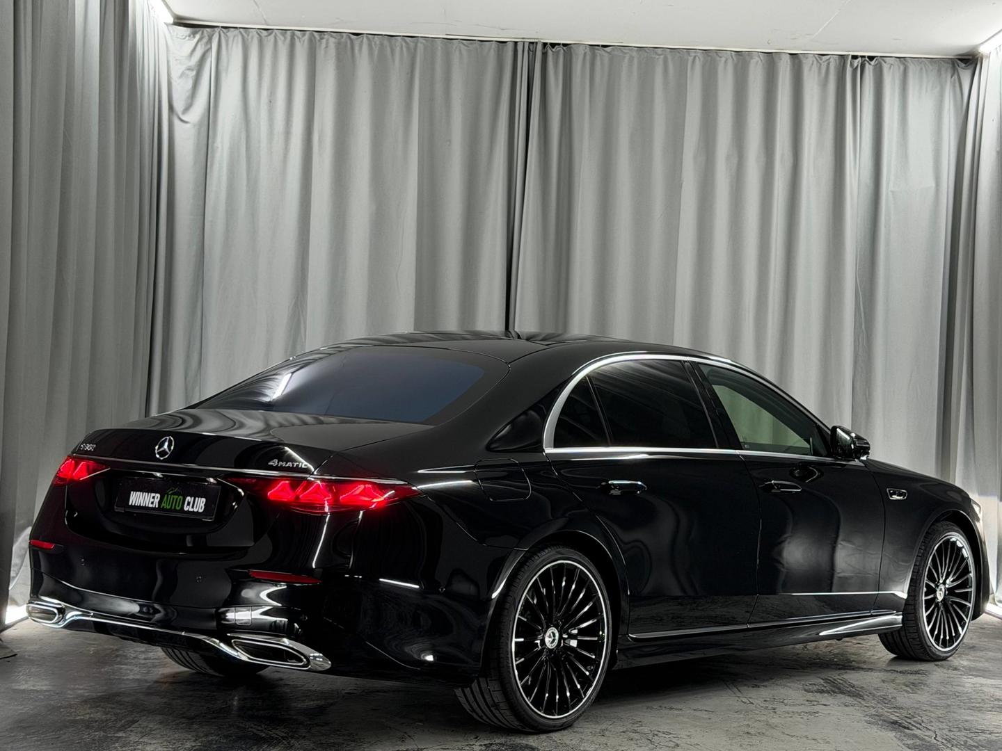 Mercedes-Benz S 580 2026 — photo 2