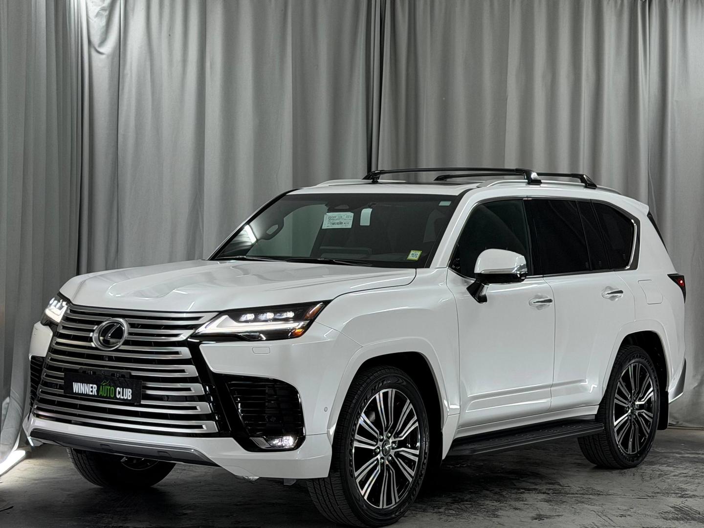 Lexus LX 700h