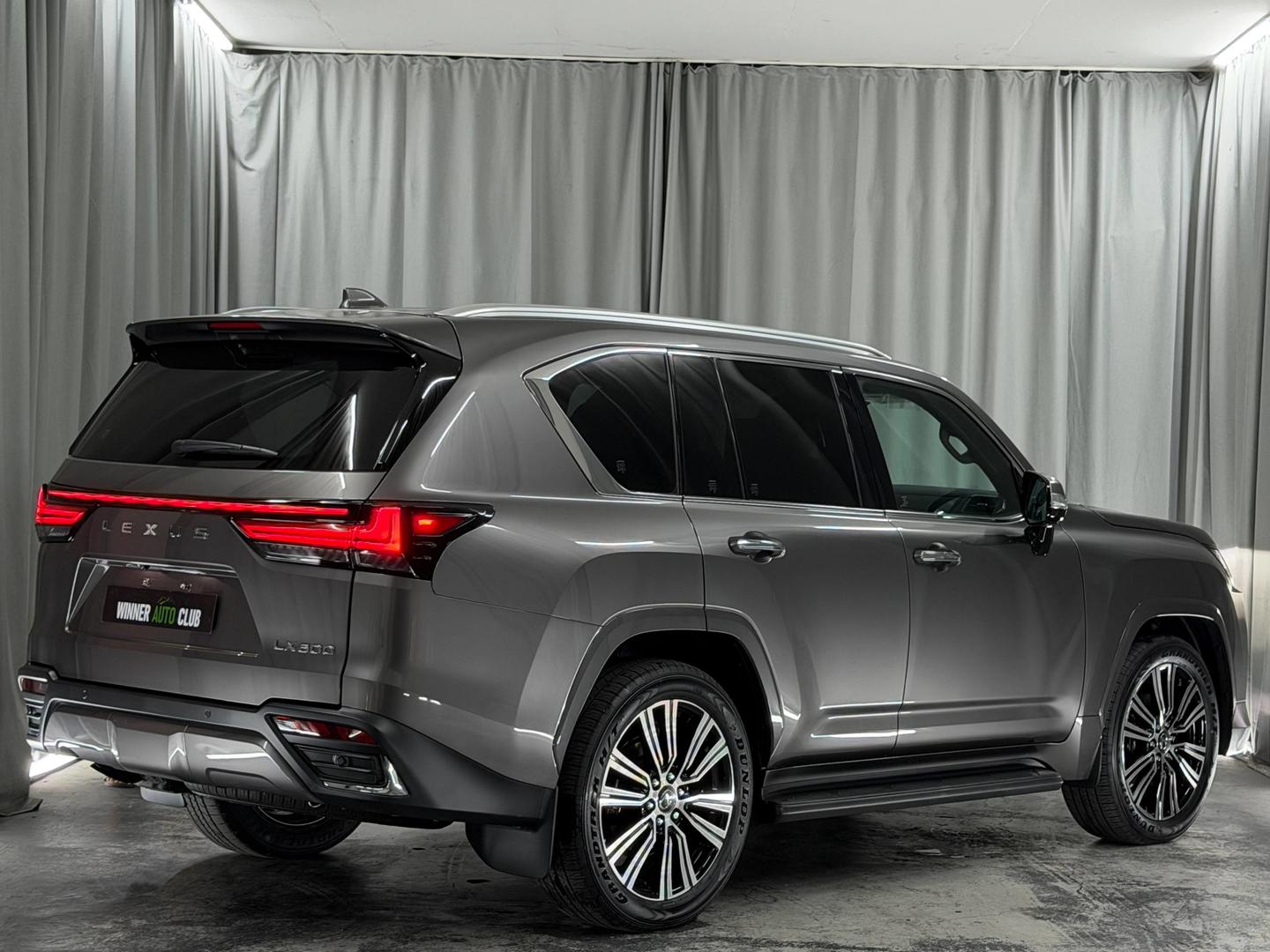 Lexus LX600 2026 — photo 2