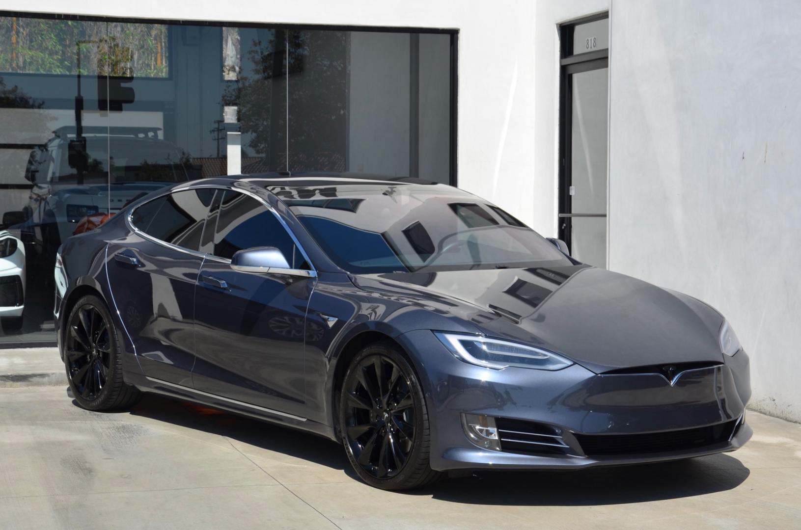 Tesla Model S 2019 — photo 2
