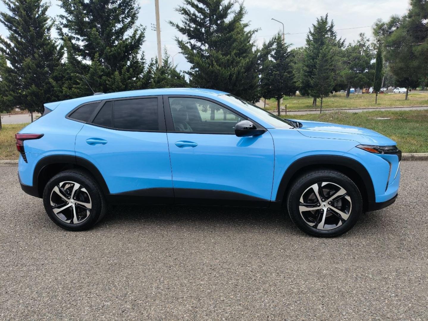 Chevrolet Trax 2024 — photo 2