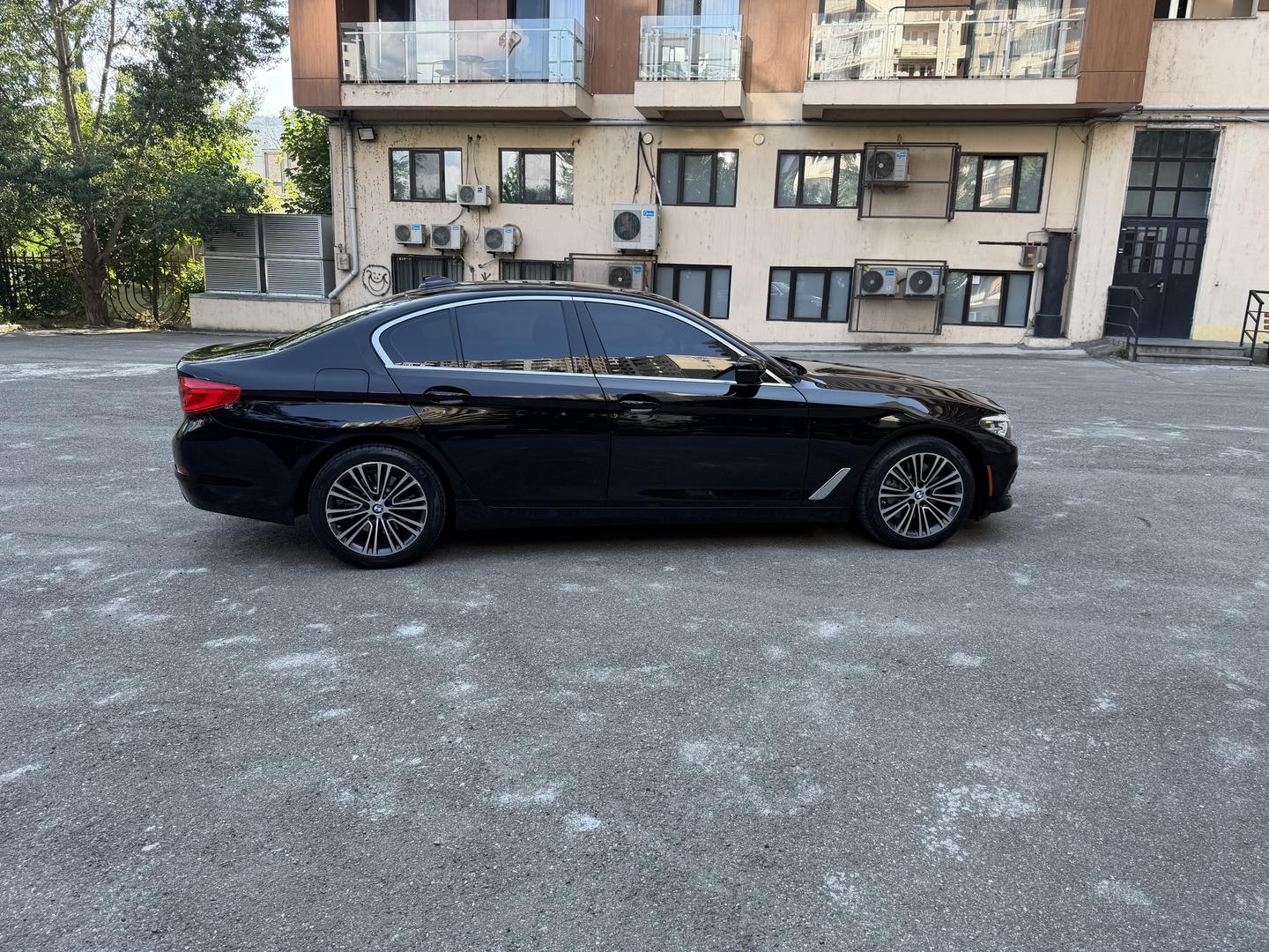 BMW 530 2020 — photo 2