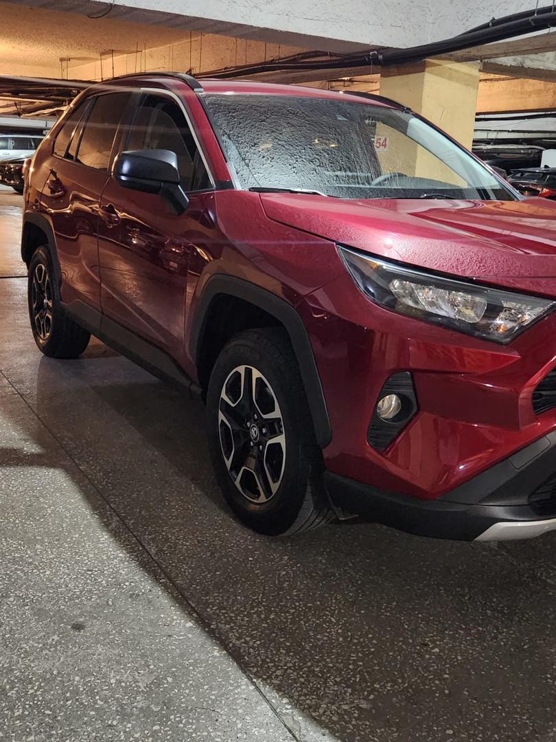Toyota RAV4 2019 — photo 2