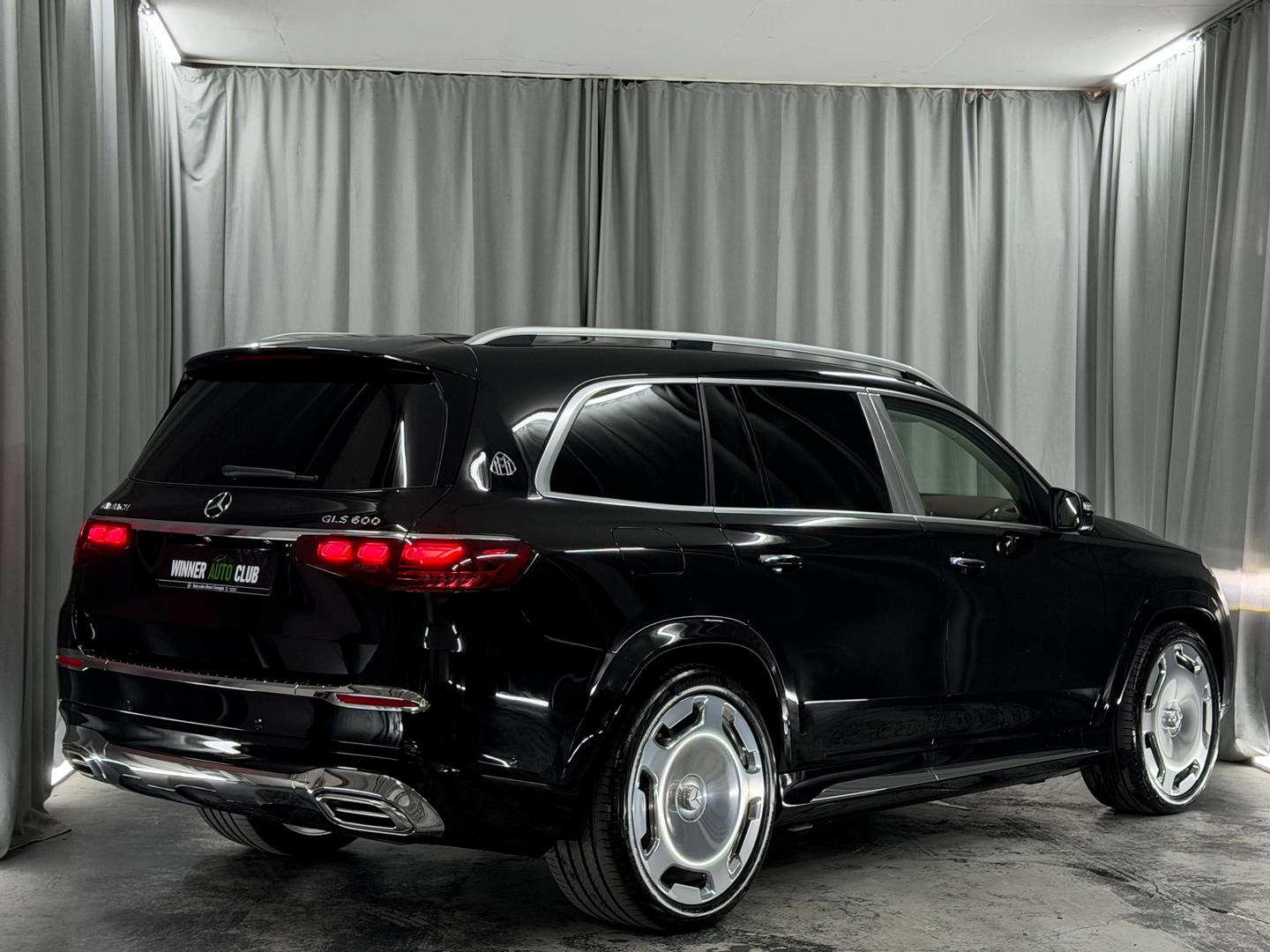 Mercedes-Benz Maybach 2026 — photo 2