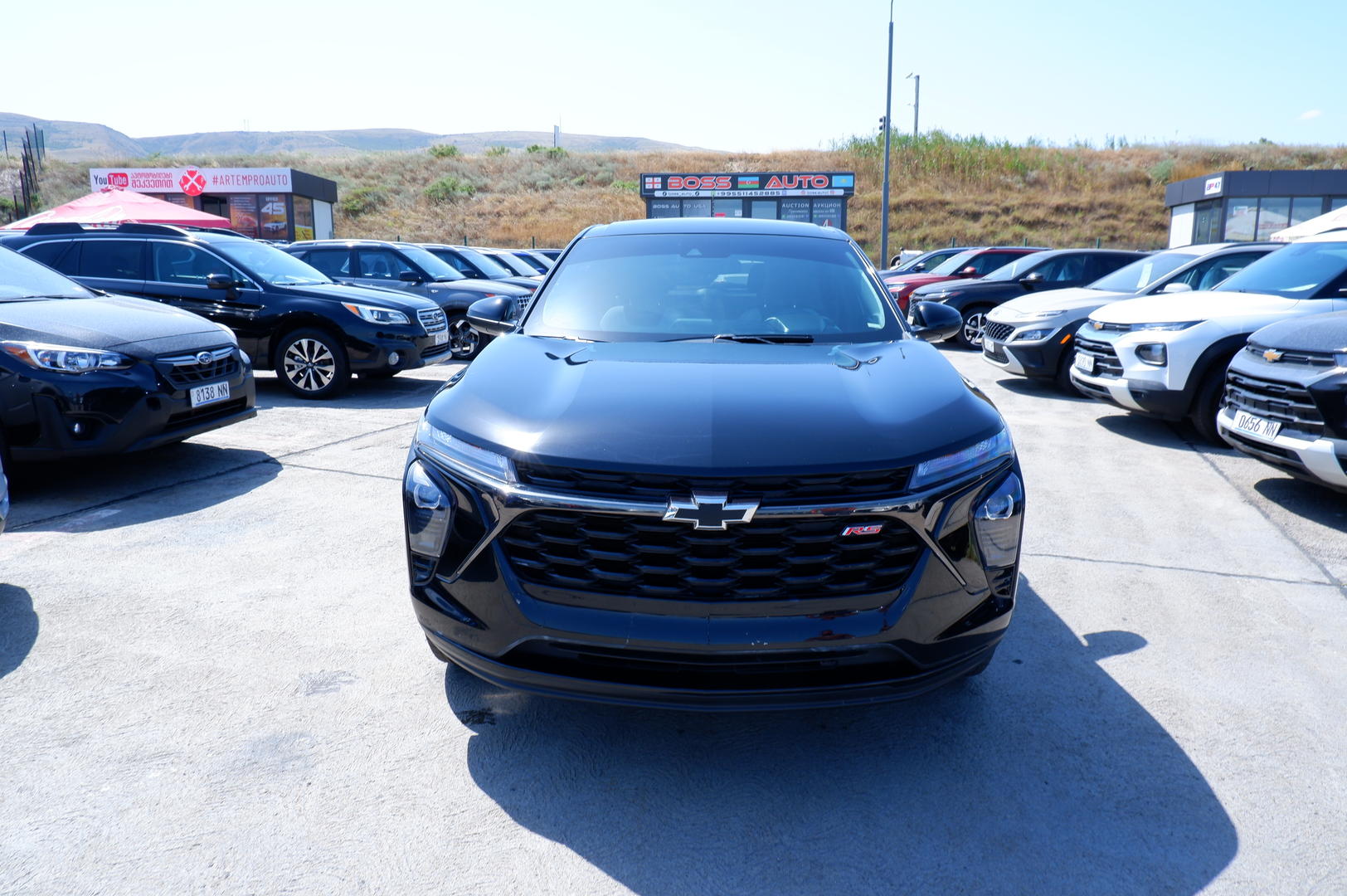 Chevrolet Trax 2023 — photo 2
