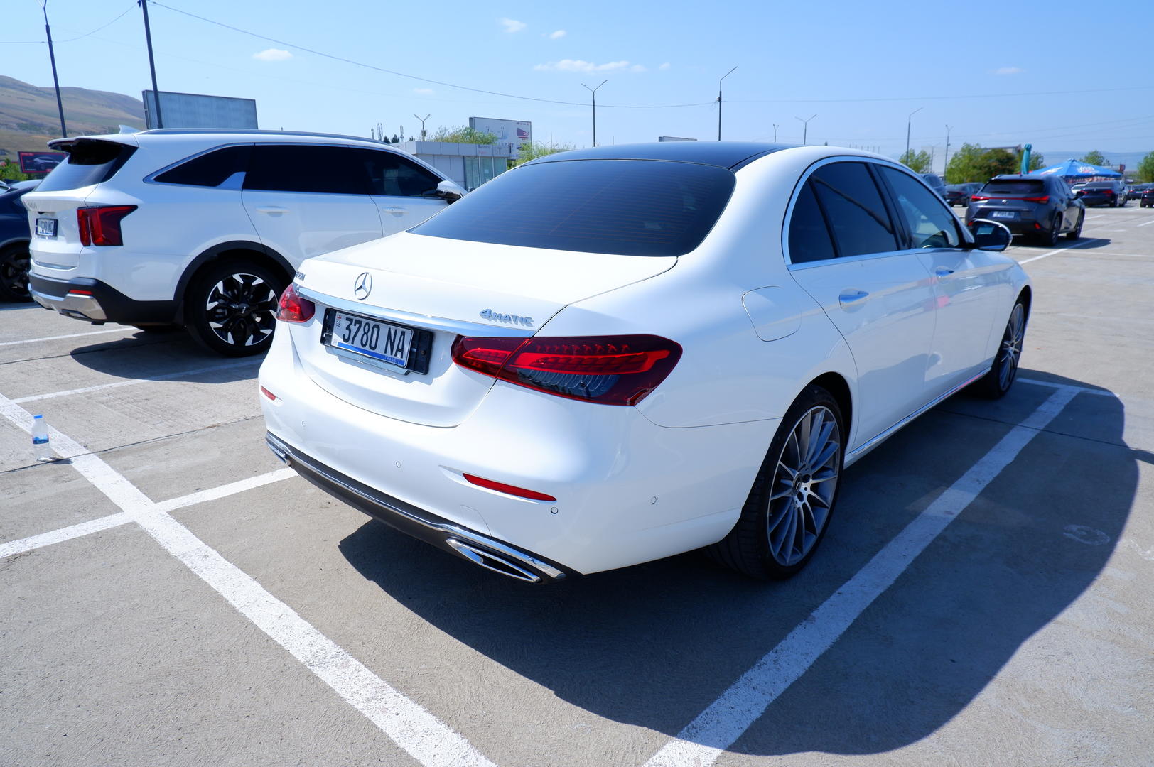 Mercedes-Benz E 450 2023 — photo 2