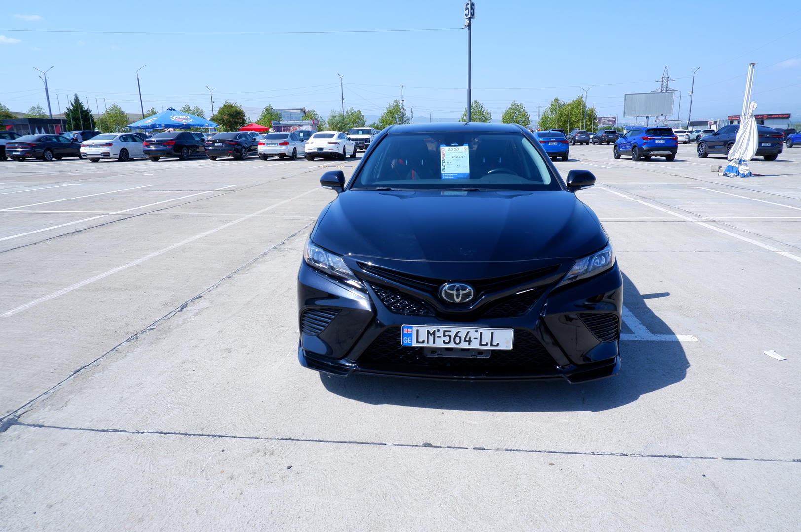 Toyota Camry 2020 — photo 2