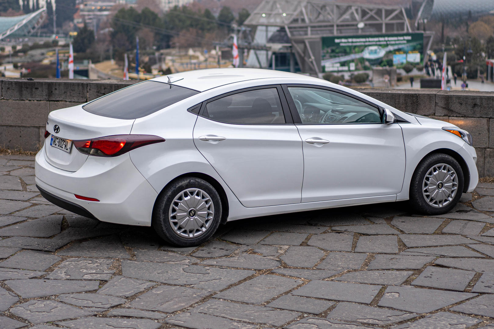 Hyundai Elantra 2015 — photo 2