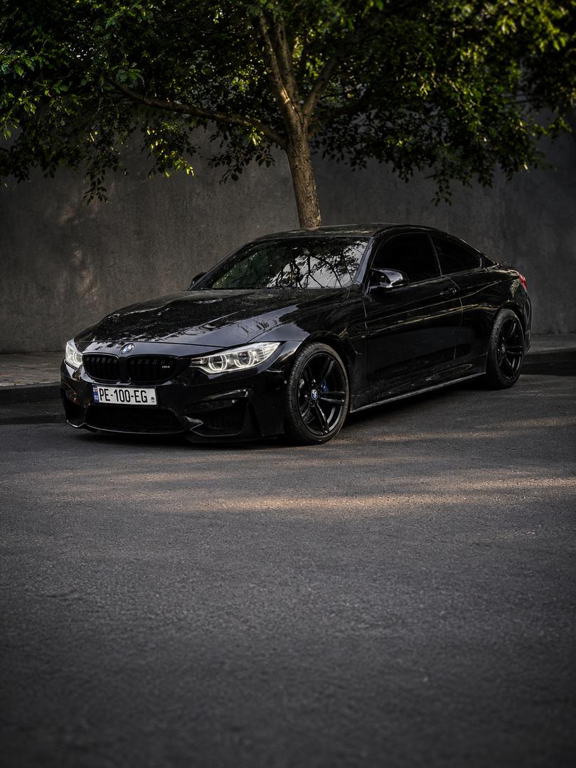 BMW M4 2015 — photo 2
