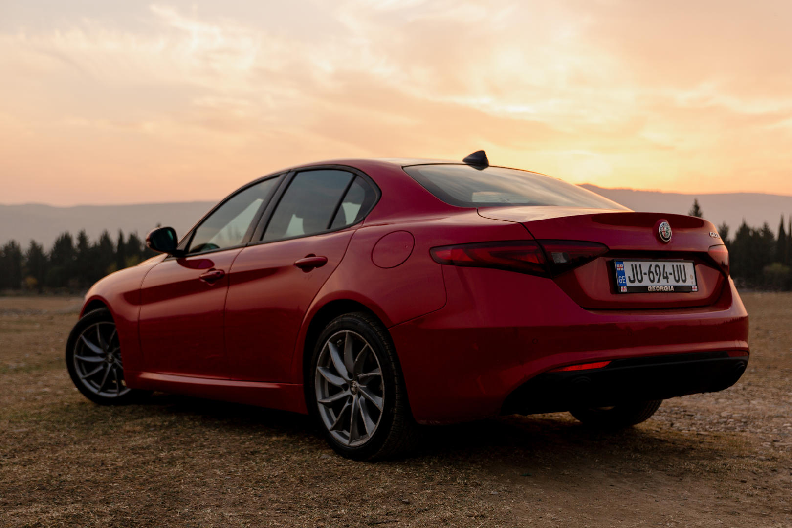 Alfa Romeo Giulia 2022 — photo 2