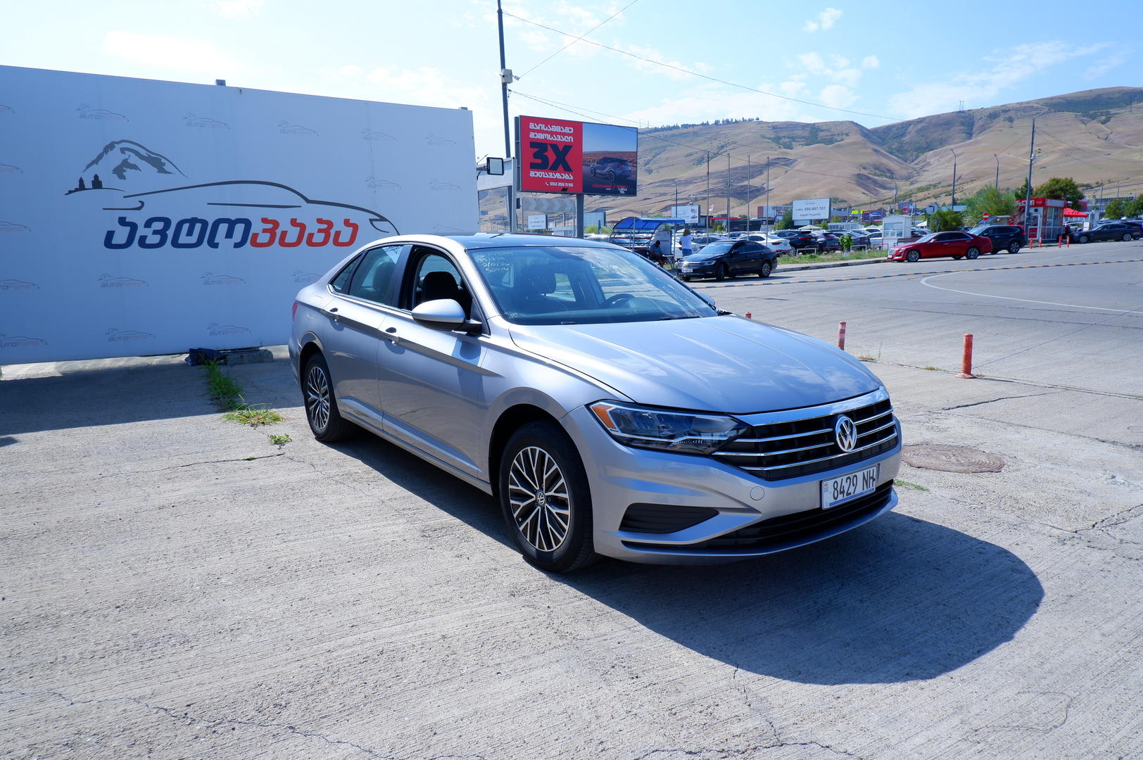 Volkswagen Jetta 2020 — photo 2
